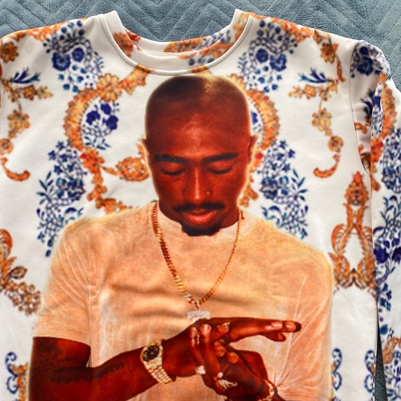 A previously loved women top nice and classic, long sleeves and warm - Picture 1 of 5